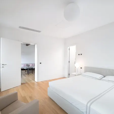 Cobosvenicedreamstay فندق مبيت وإفطار *